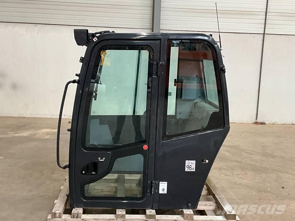 Kubota KX 080-4 A 2 駕駛室與內部
