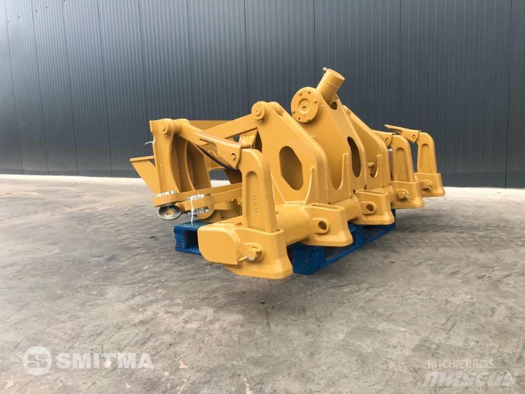 CAT 12M2 鬆土機