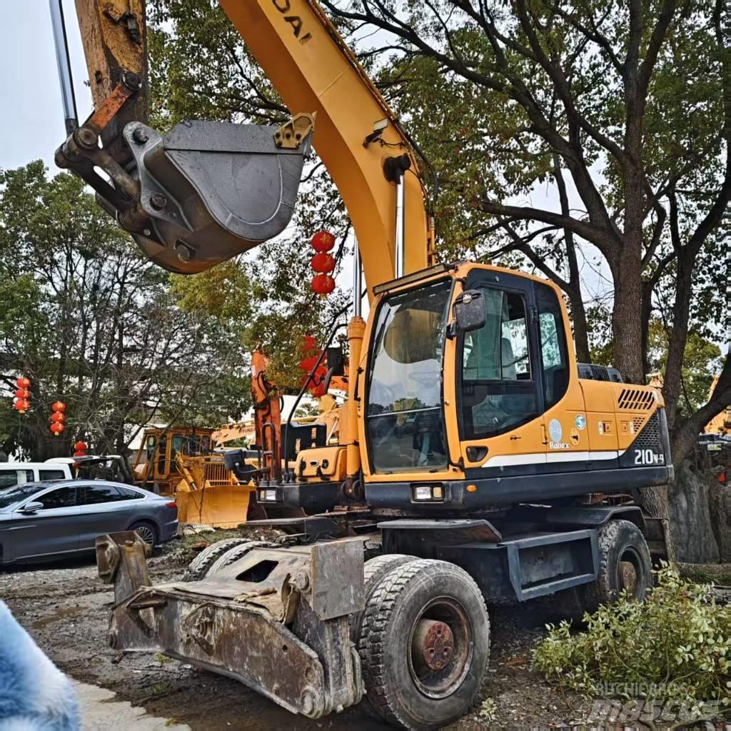 Hyundai 210w-9 旋轉式挖土機/掘鑿機/挖掘機