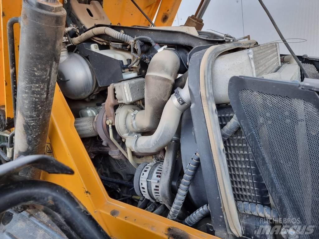 JCB 4 CX 反鏟裝載機