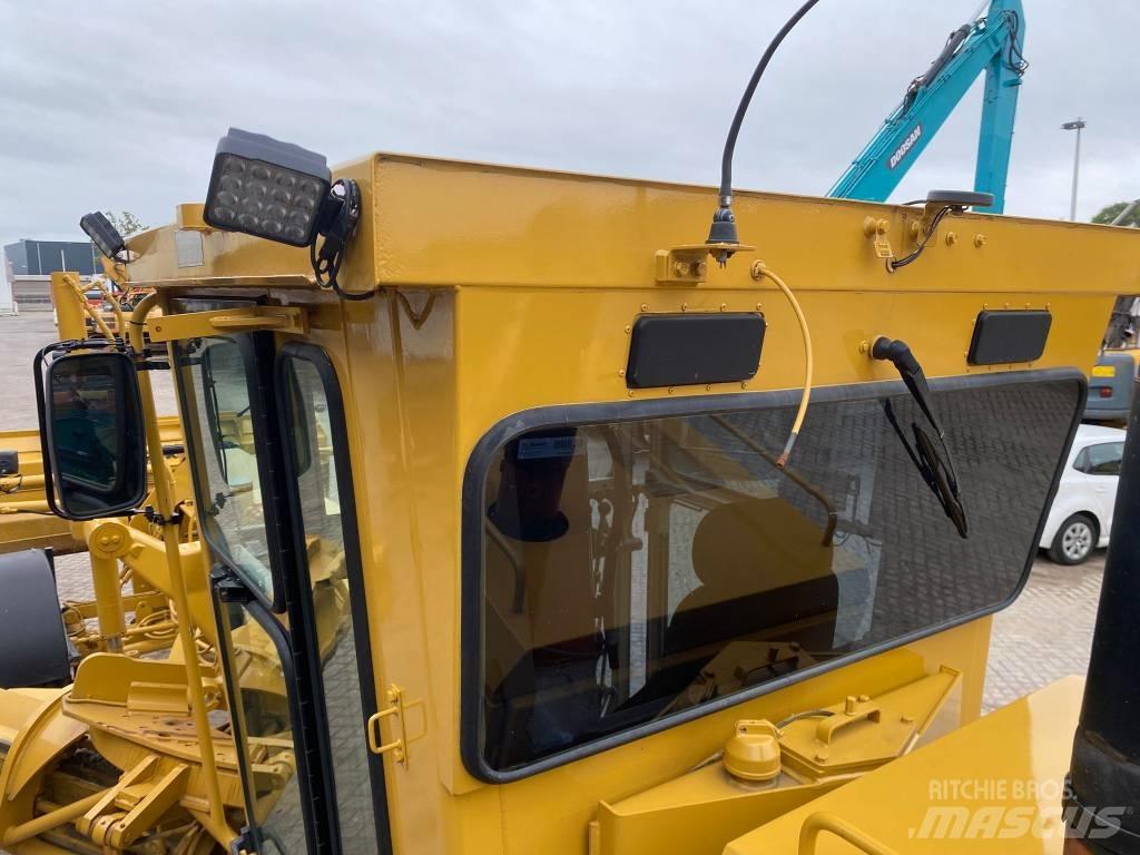CAT 140 H 平土機