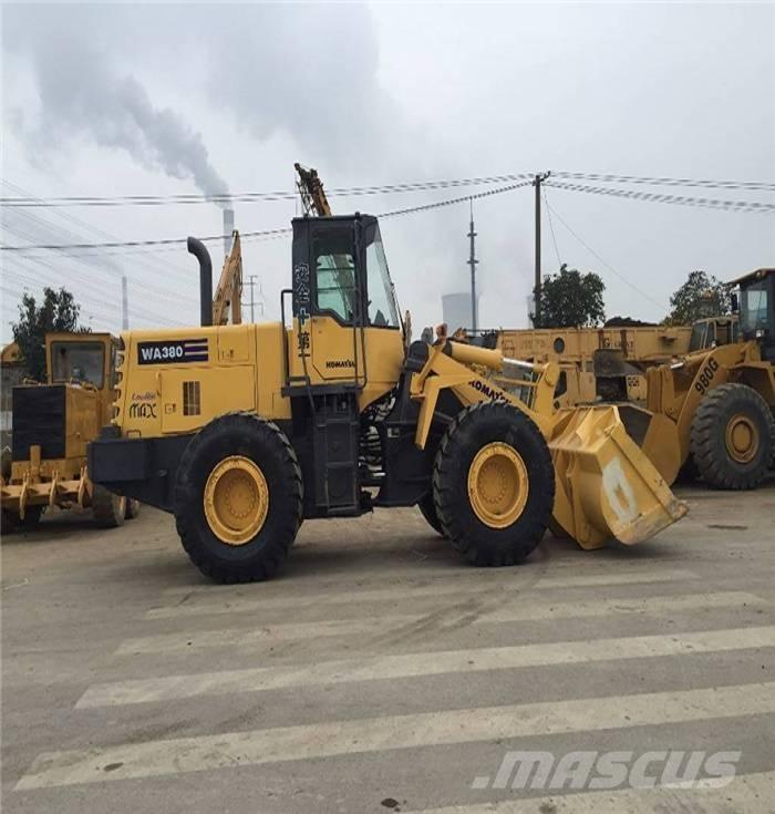 Komatsu WA 380-3 輪胎式裝載機