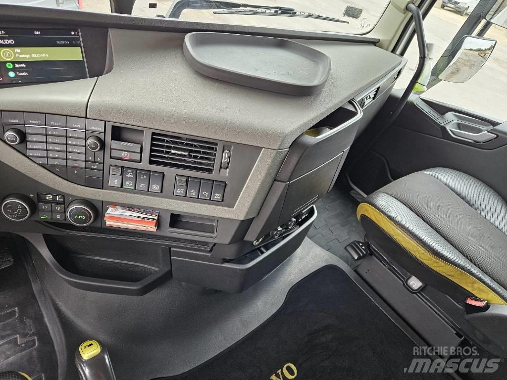 Volvo FH 16 6x2 550 曳引機組件