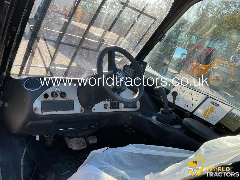 JCB 520-40 農業用伸縮臂裝載機