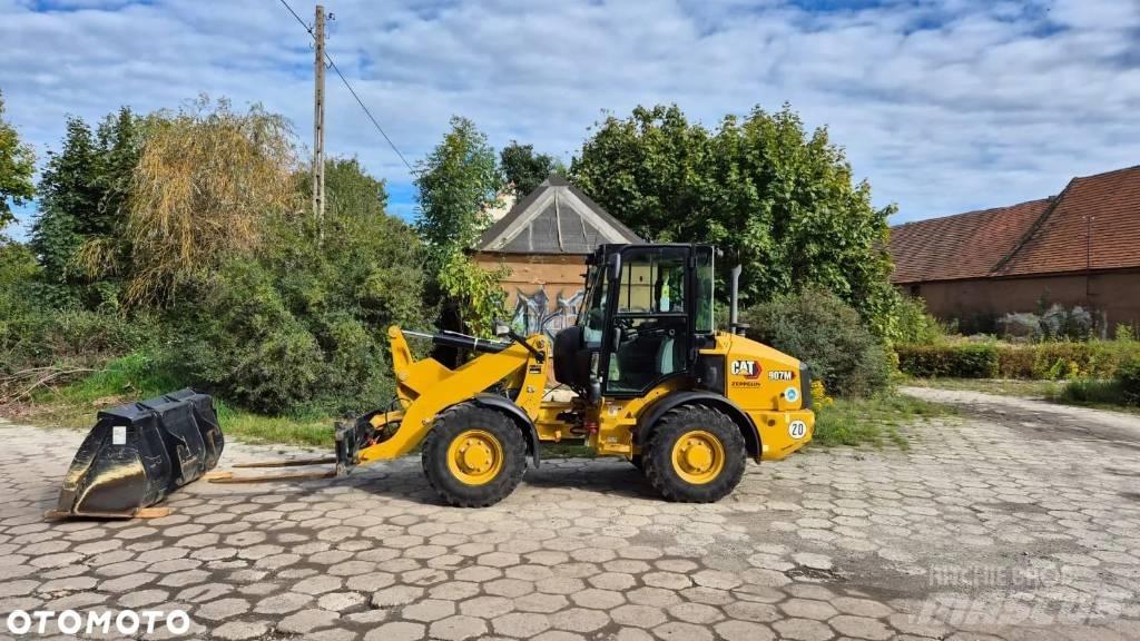 CAT 906 輪胎式裝載機