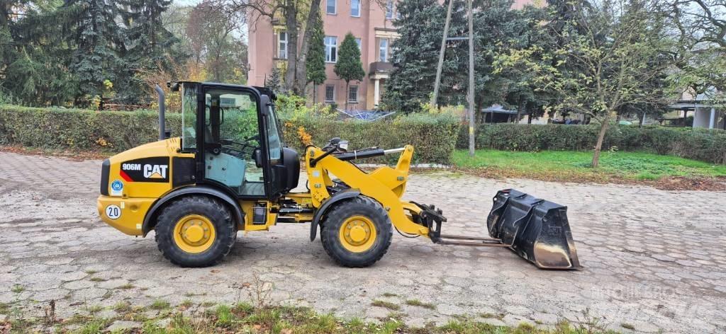 CAT 906 輪胎式裝載機