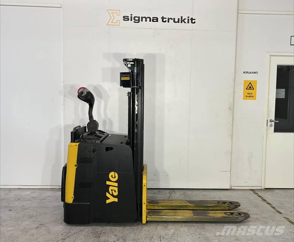 Yale MP 20 XD 自走式堆積機