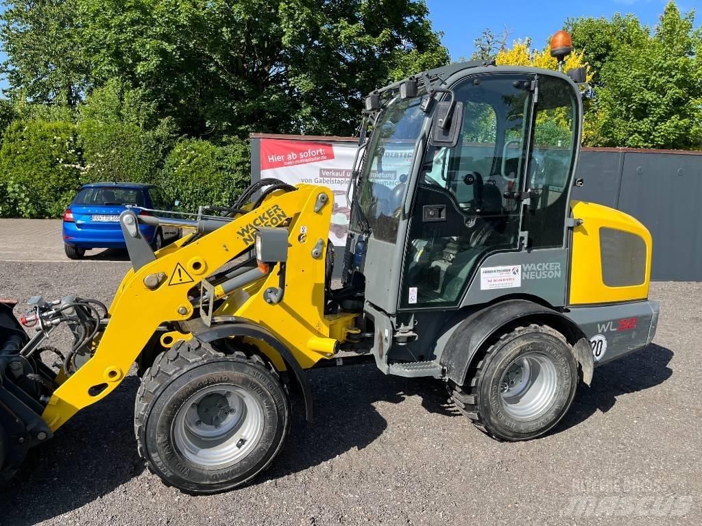 Wacker Neuson WL 32 輪胎式裝載機