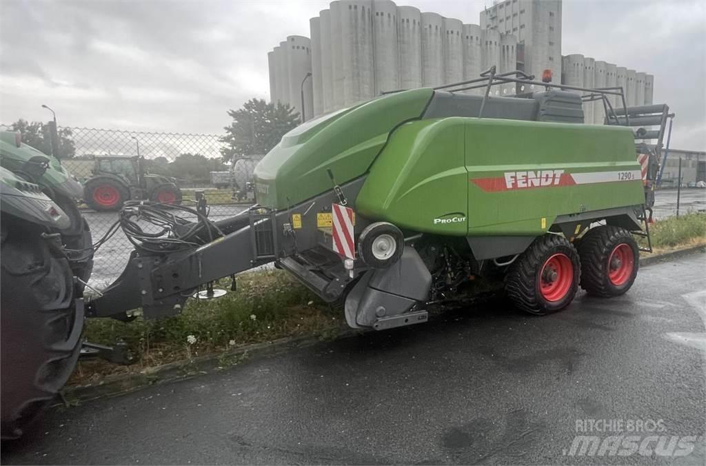 Fendt 1290 S 方形打捆機