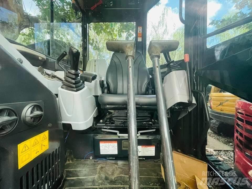 Yanmar VIO80-1A 小型挖土機/掘鑿機<7t(小型挖掘機)