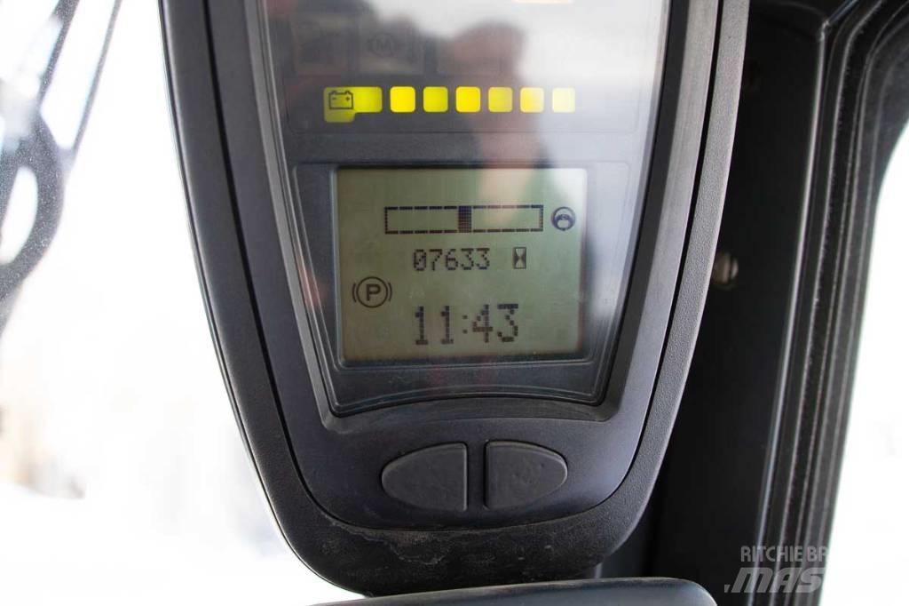 Linde E 25 電動堆高機