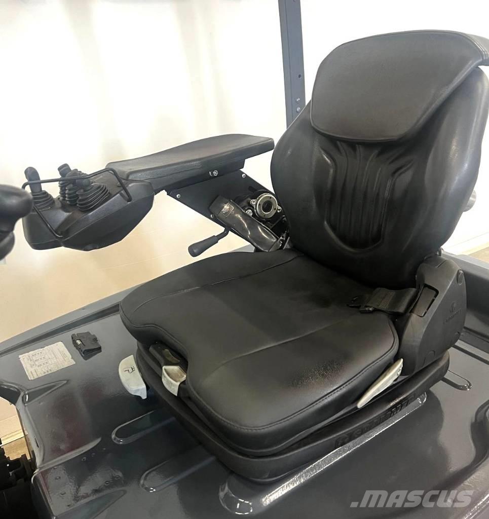 Toyota 10941 8FBE18T 電動堆高機