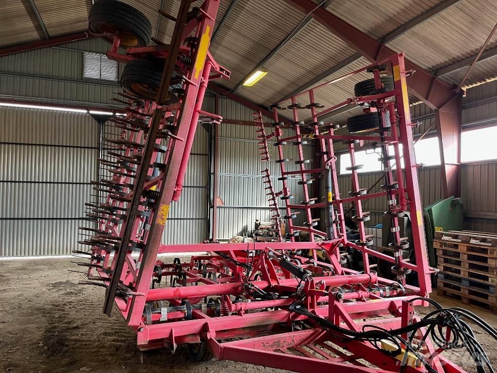 Väderstad NZG 900 動力耙和旋轉式耕耘機