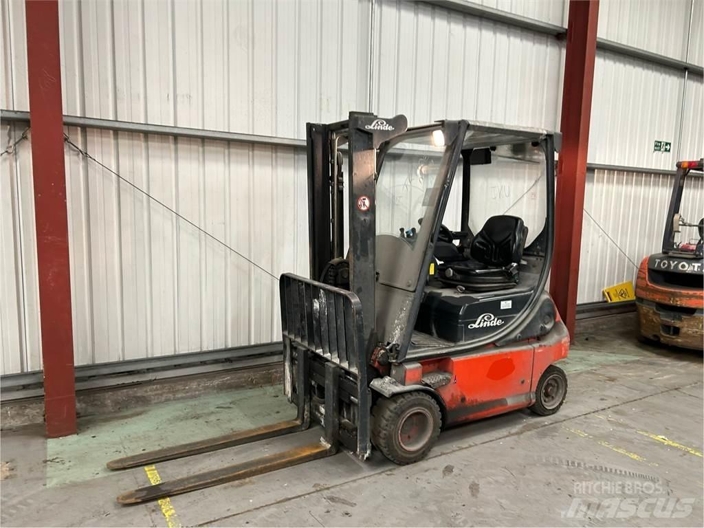 Linde E18P-02 電動堆高機