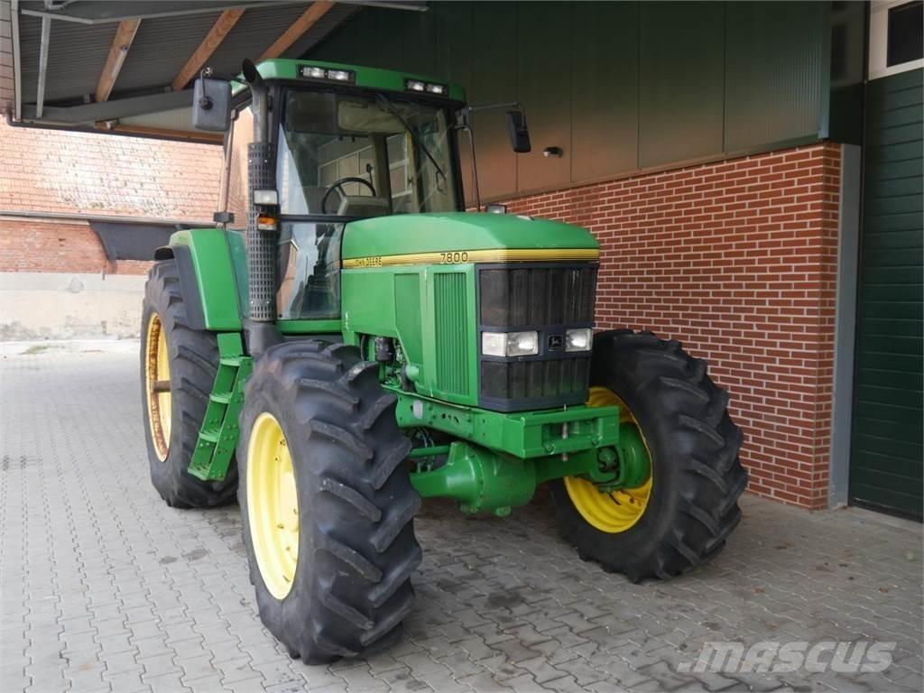 John Deere 7800 曳引機