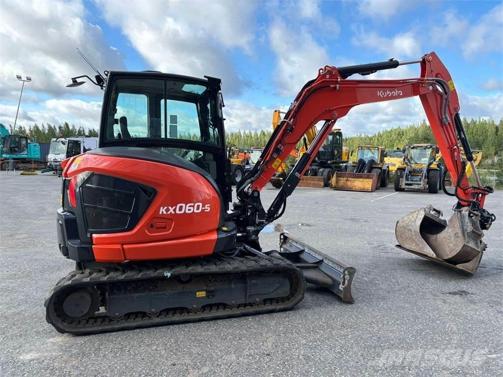 Kubota KX060-5 小型挖土機/掘鑿機<7t(小型挖掘機)