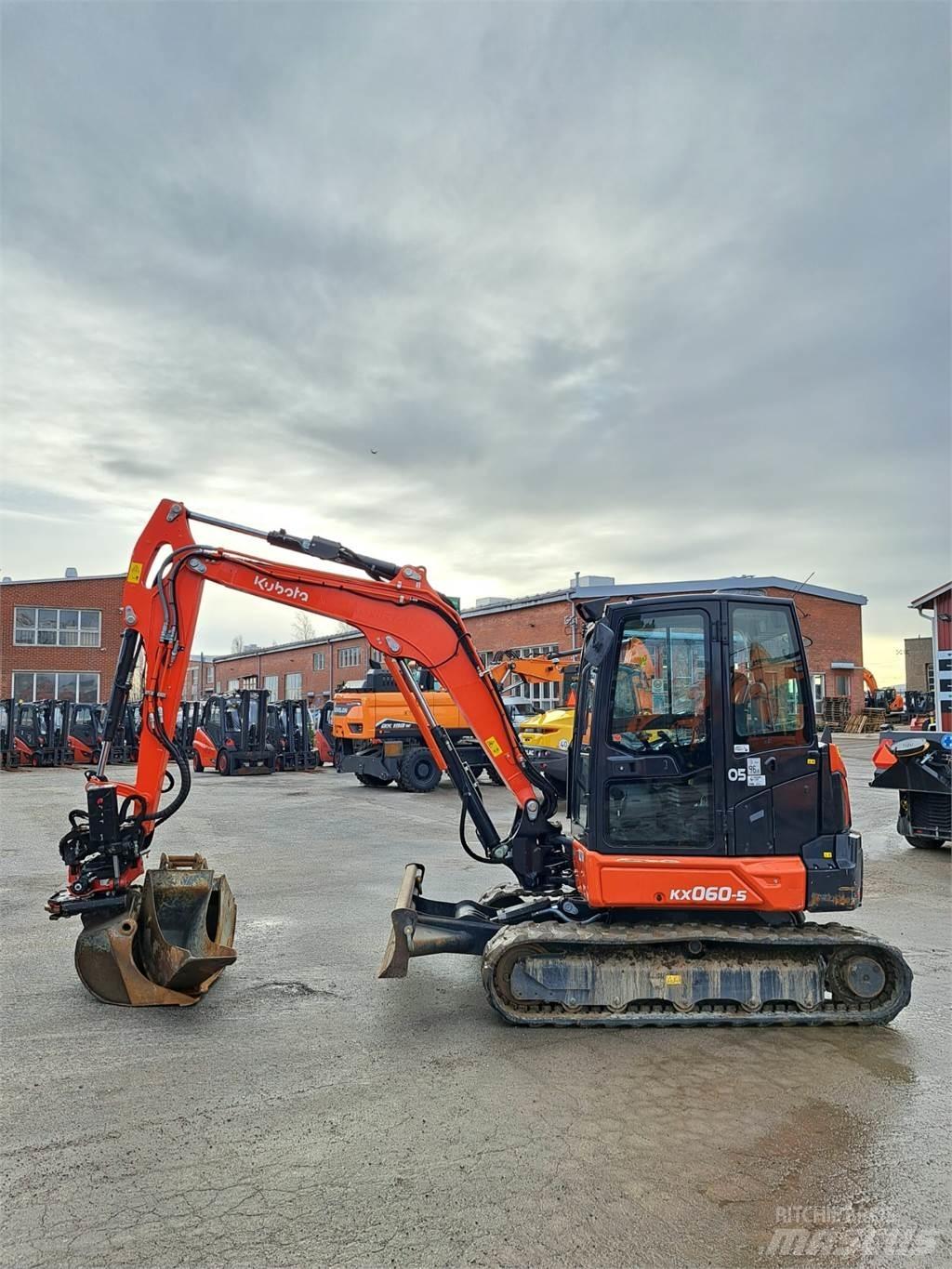 Kubota KX060-5 小型挖土機/掘鑿機<7t(小型挖掘機)