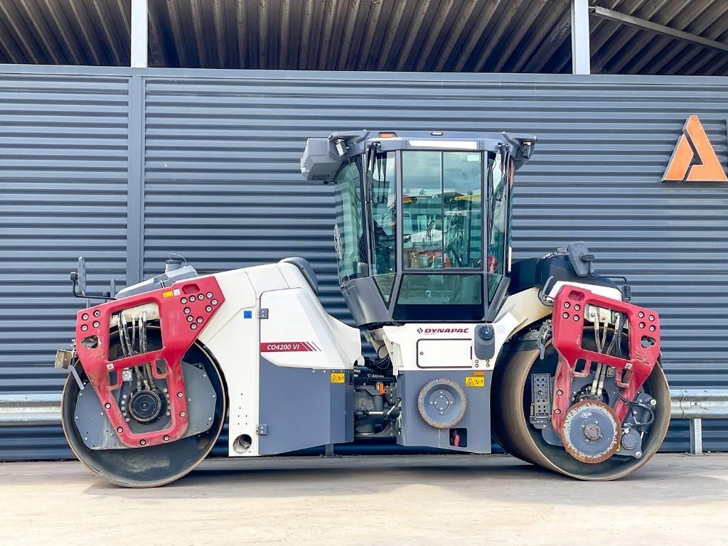 Dynapac CO4200 VI 雙輪滾壓機