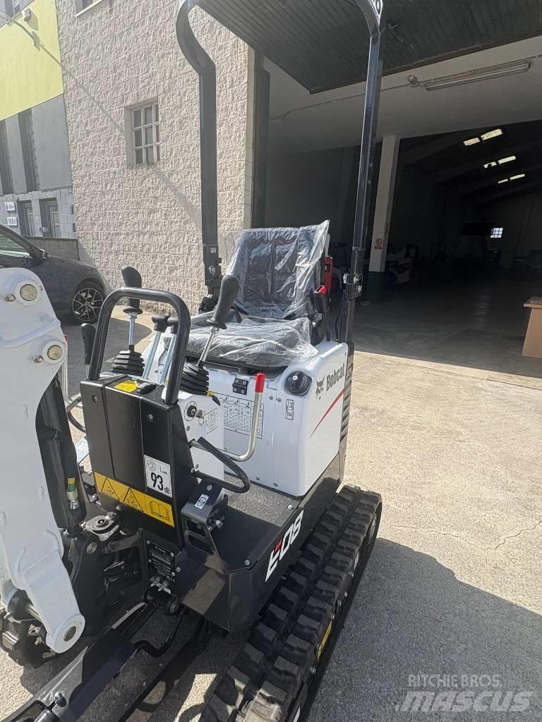Bobcat E 08 小型挖土機/掘鑿機<7t(小型挖掘機)