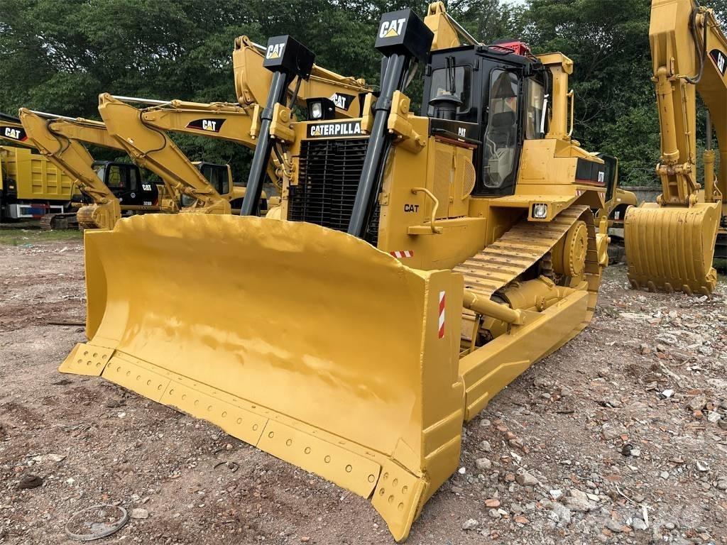 CAT D 7 R 履帶推土機