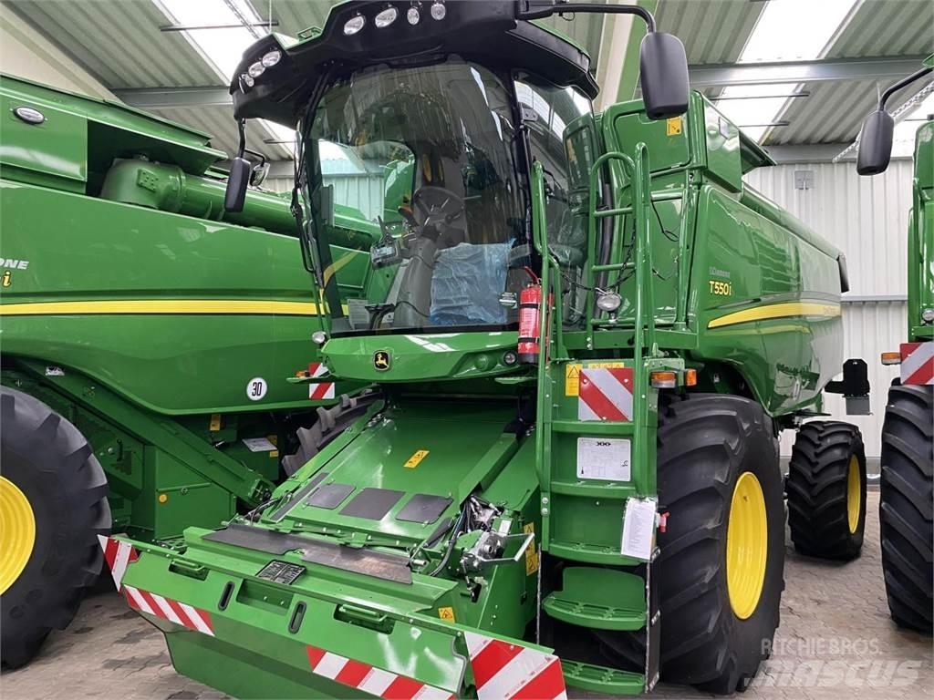 John Deere T550i 聯合收穫機
