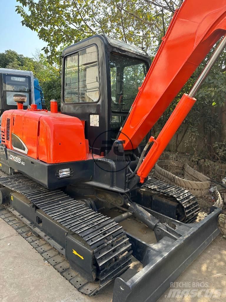 Doosan DX 55 小型挖土機/掘鑿機<7t(小型挖掘機)