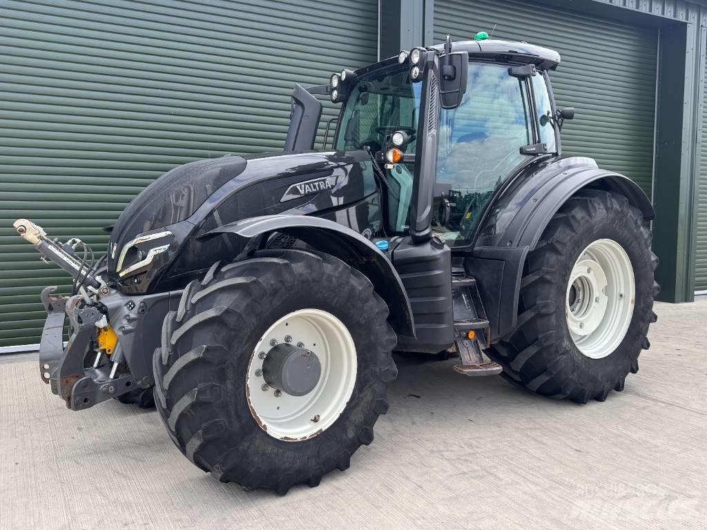 Valtra T 235 Direct 曳引機