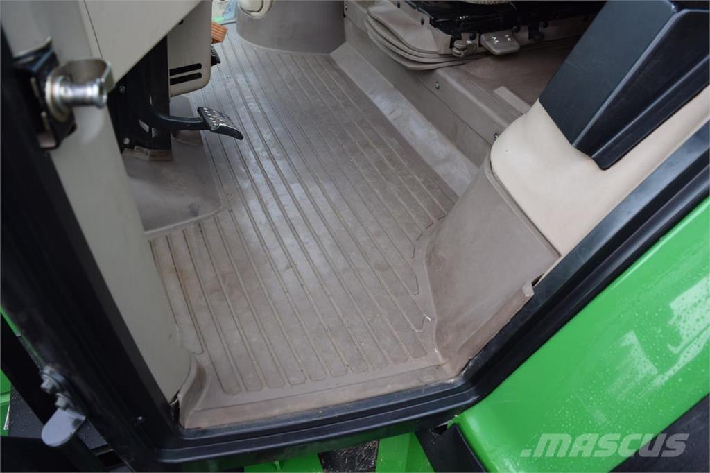 John Deere 6150 R 曳引機