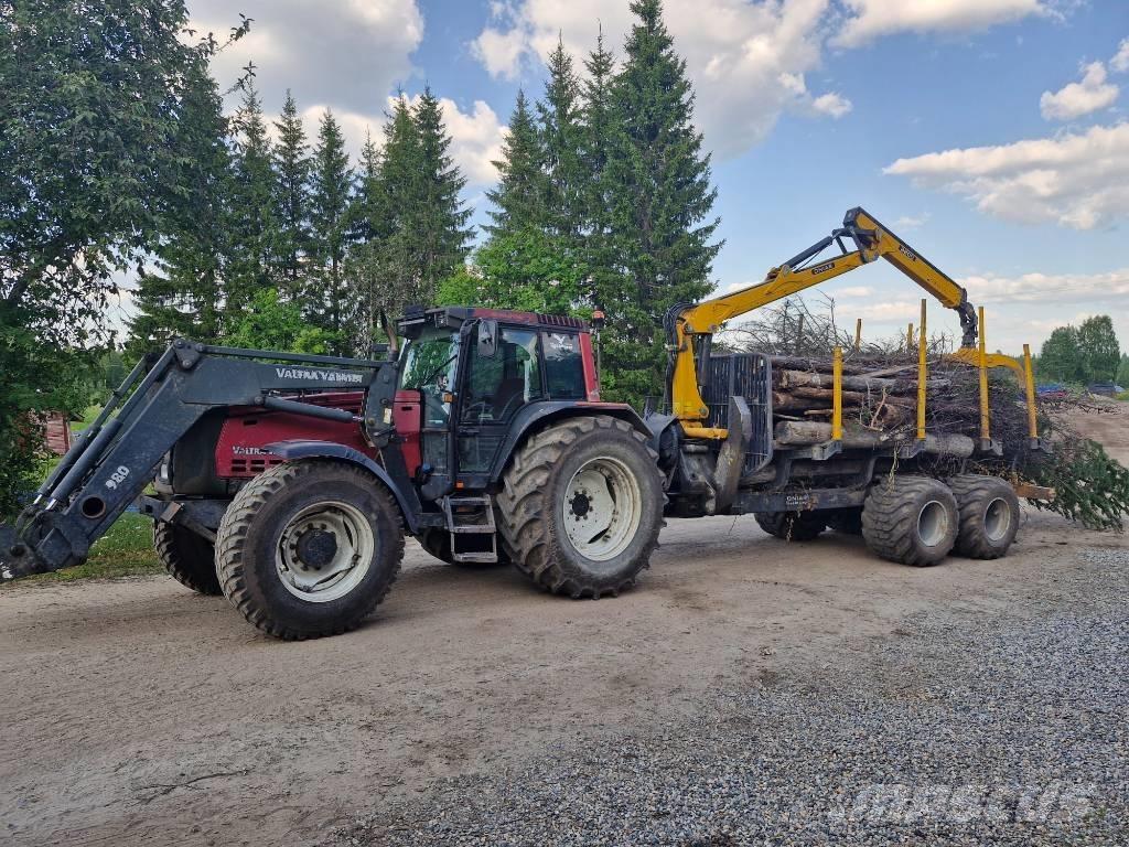 Valtra 8450 Hitech 曳引機