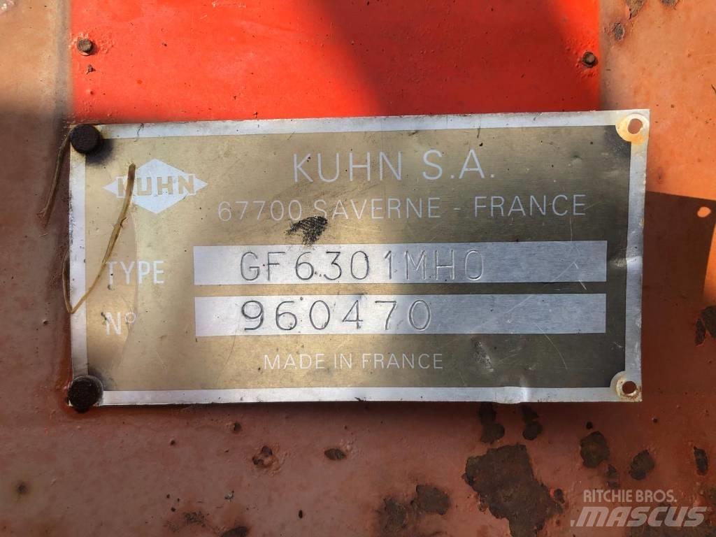 Kuhn GF 6301 M H O 耙與翻草機