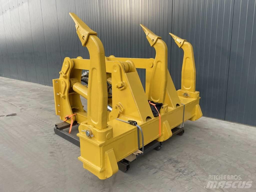 Komatsu D85 鬆土機