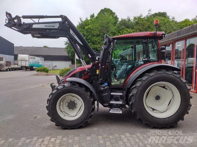 Valtra G135 Active 曳引機