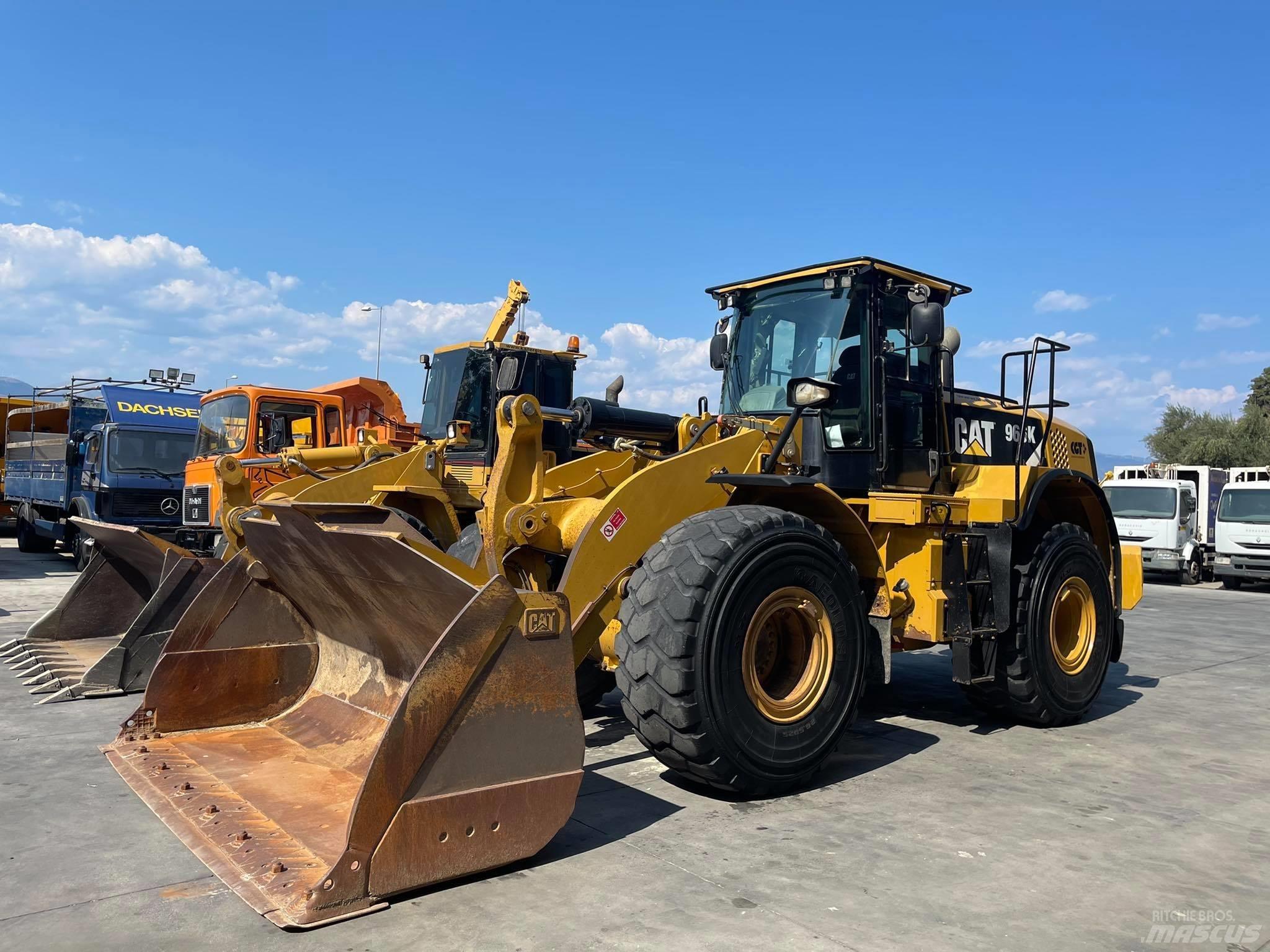 CAT 966K 輪胎式裝載機