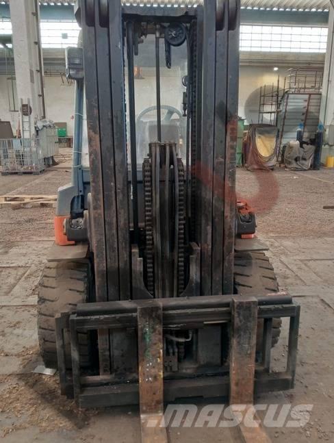 Toyota 7 FBMF 45 電動堆高機