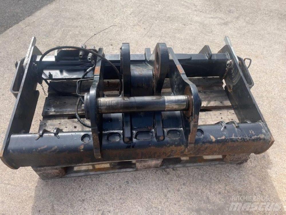 JCB Q Hitch 快速連結器