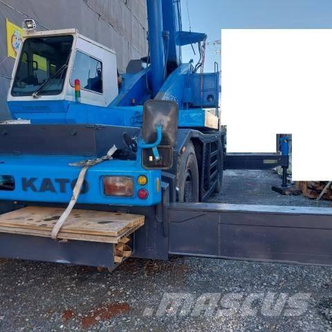 Kato SS500S 越野起重機