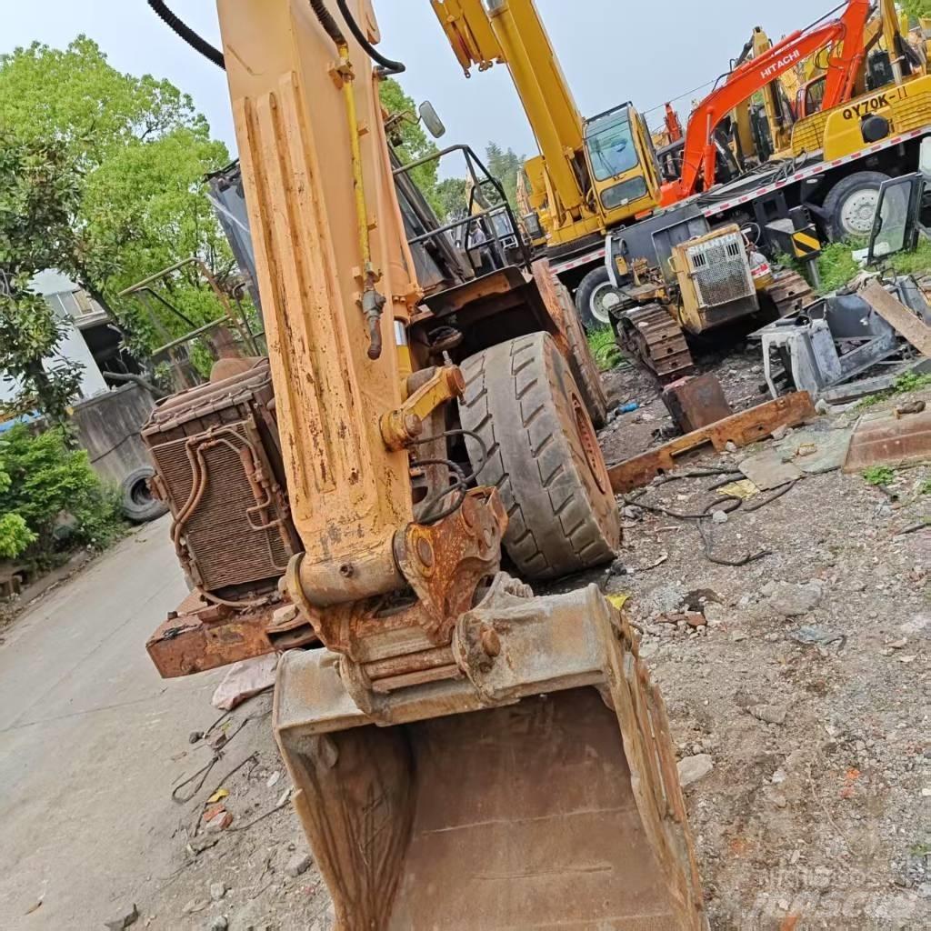 Hyundai Robex 220-9 履帶式 挖土機/掘鑿機/挖掘機