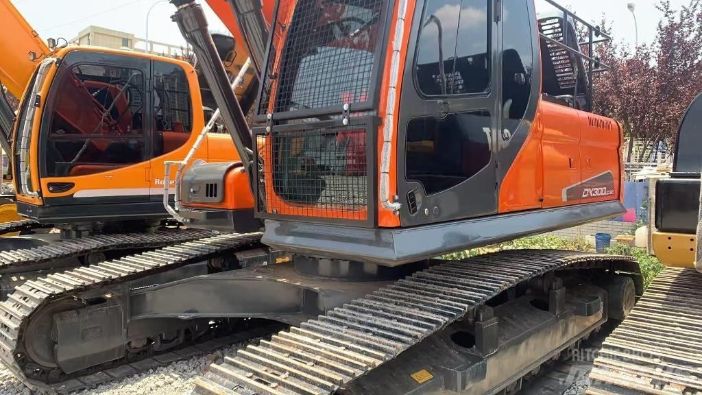 Doosan DX 300 LC 履帶式 挖土機/掘鑿機/挖掘機