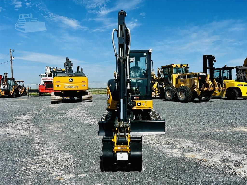 DEERE 35-P 小型挖土機/掘鑿機<7t(小型挖掘機)