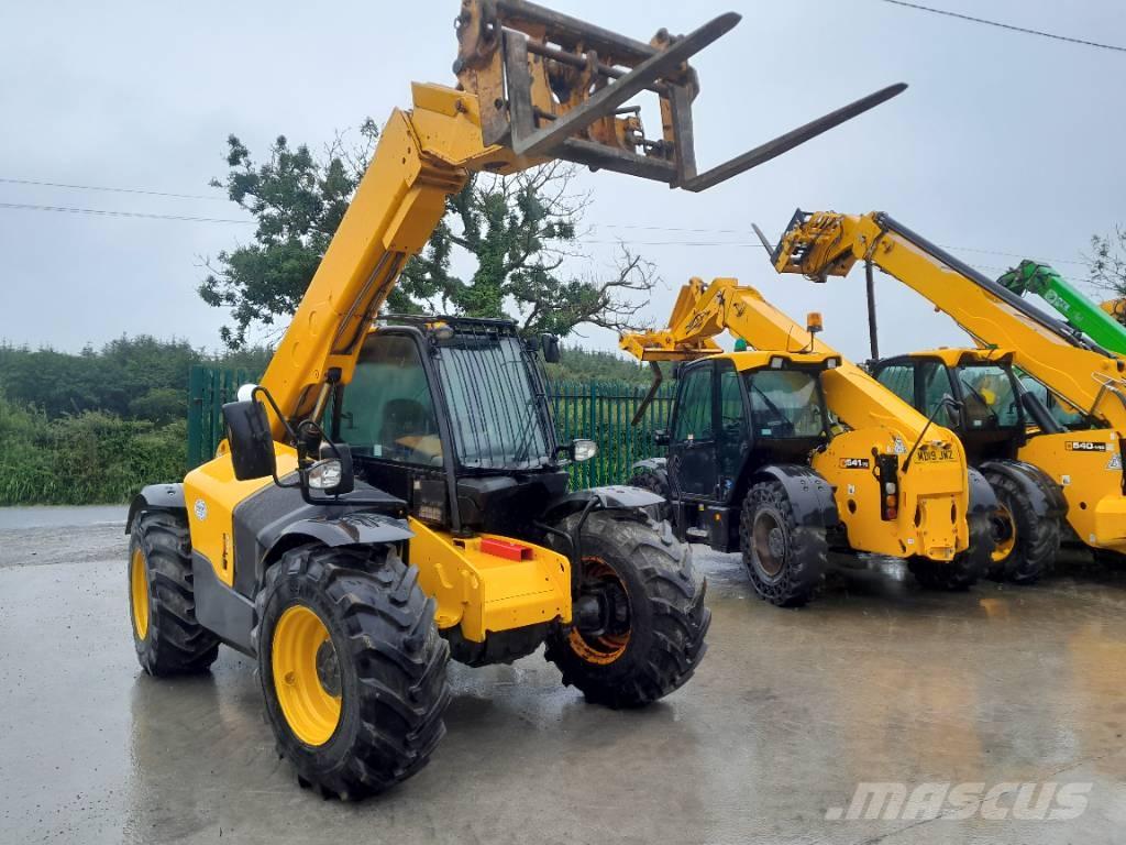 JCB 541-70 農業用伸縮臂裝載機