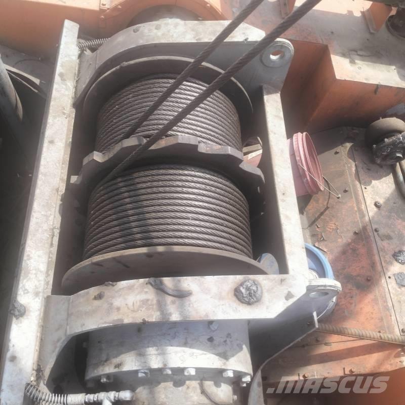 Hitachi KH 1000 履帶式起重機