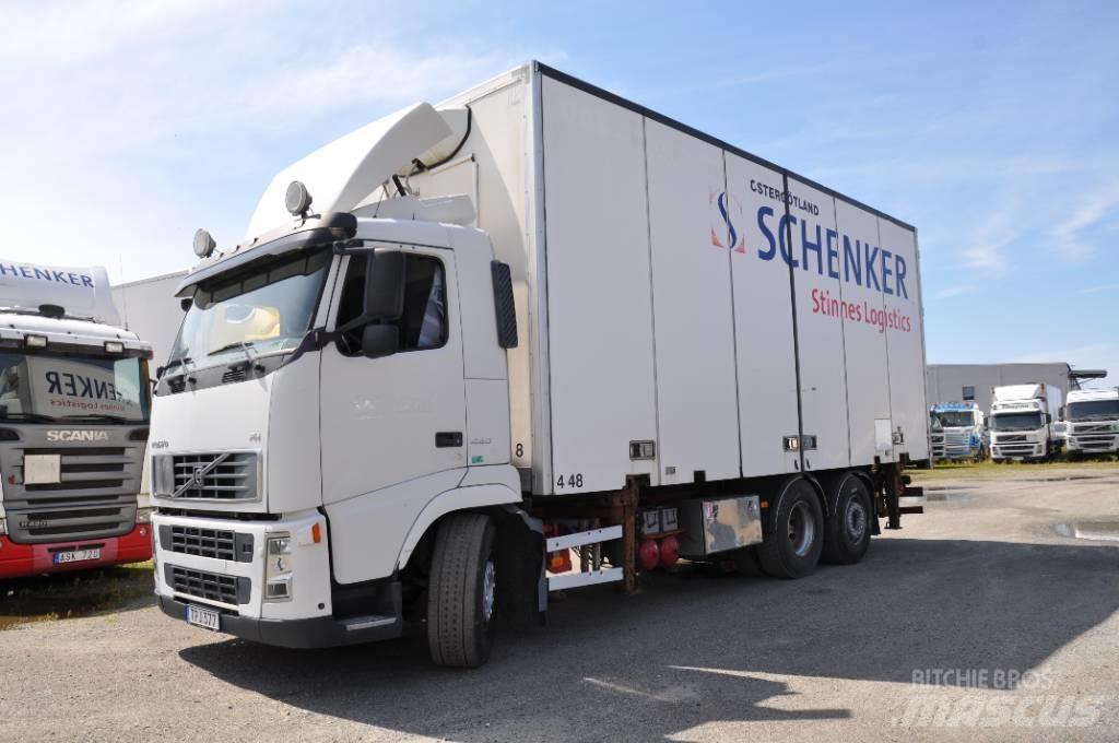 Volvo FH440 6X2 貨箱式卡車