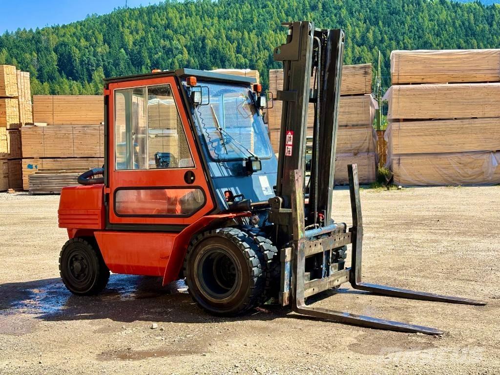 Komatsu FD 40 T 柴油卡車