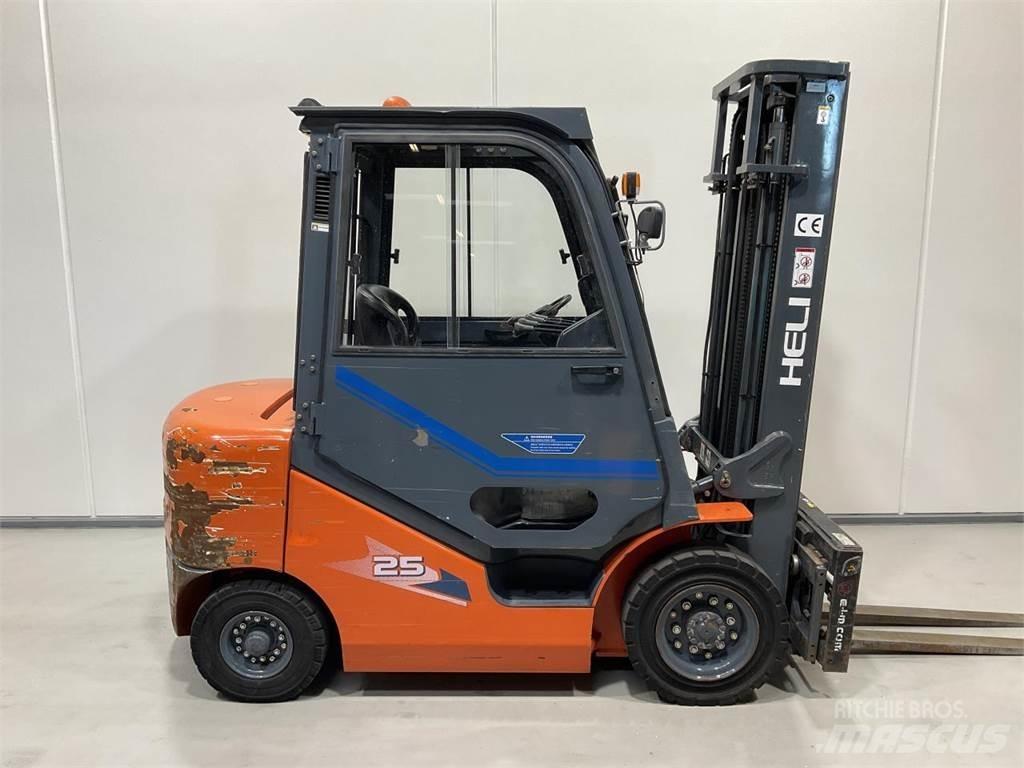 Heli CDCP25 柴油卡車