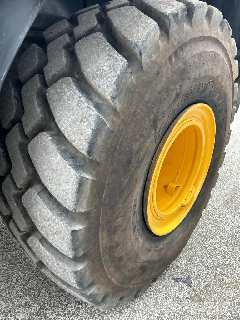 Komatsu WA 475-10E0 輪胎式裝載機