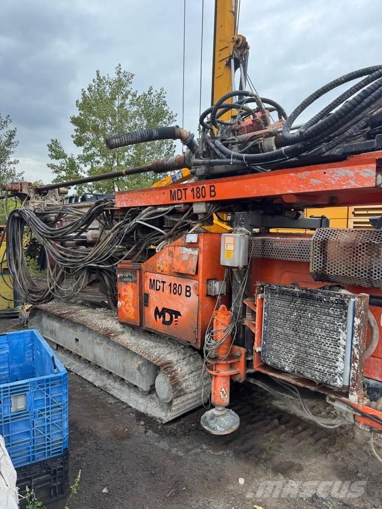  MDT 180 B 重型鑽孔機
