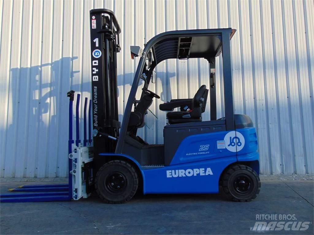  ECB25C 電動堆高機