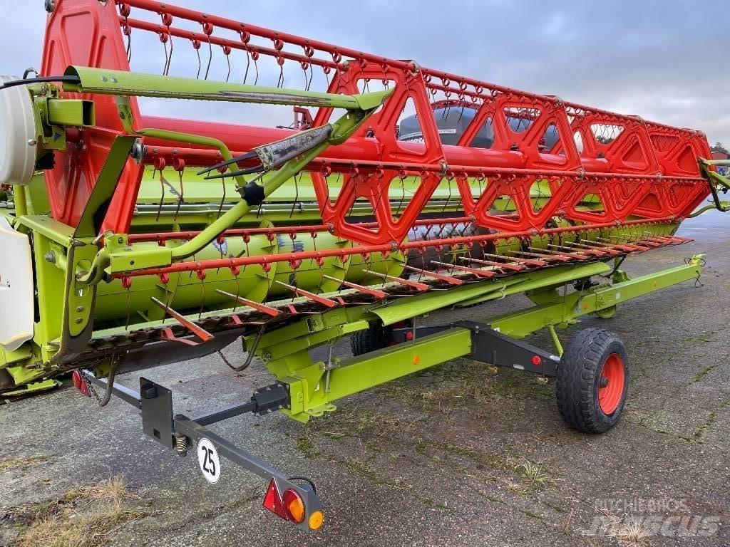 CLAAS Tucano 430 聯合收穫機