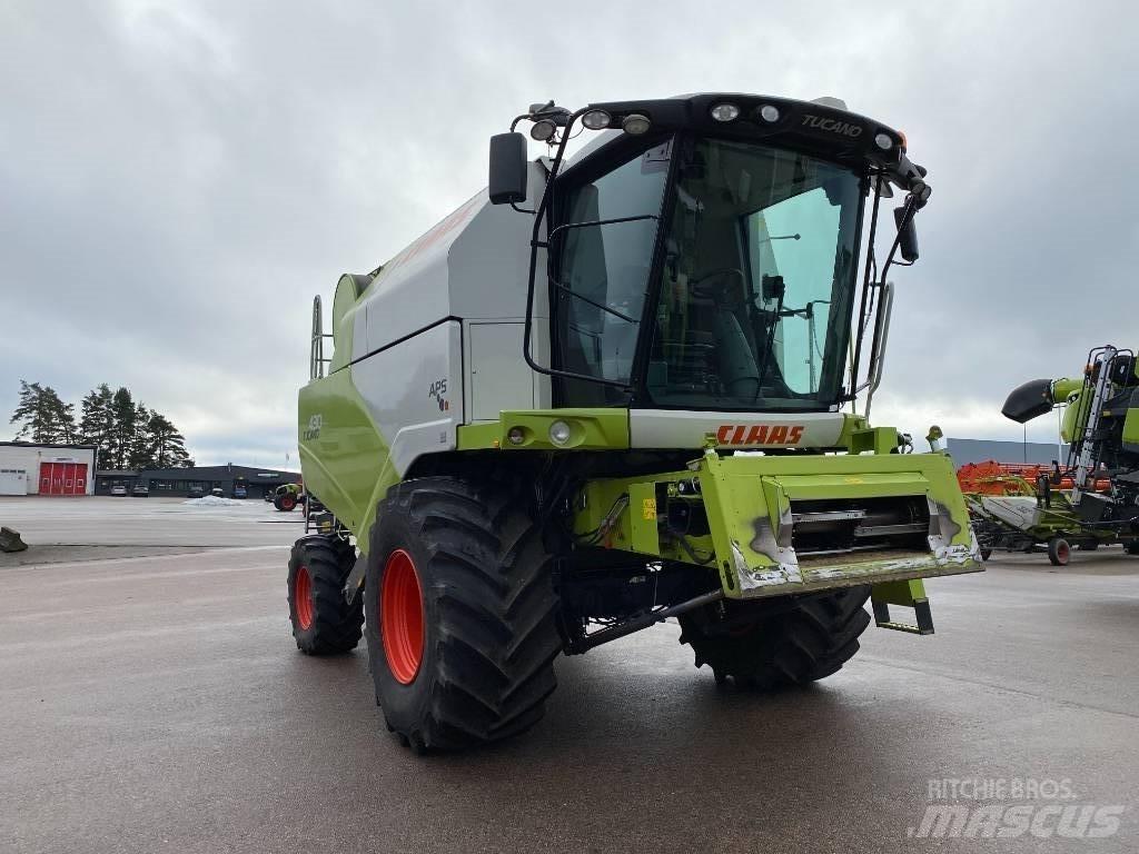 CLAAS Tucano 430 聯合收穫機