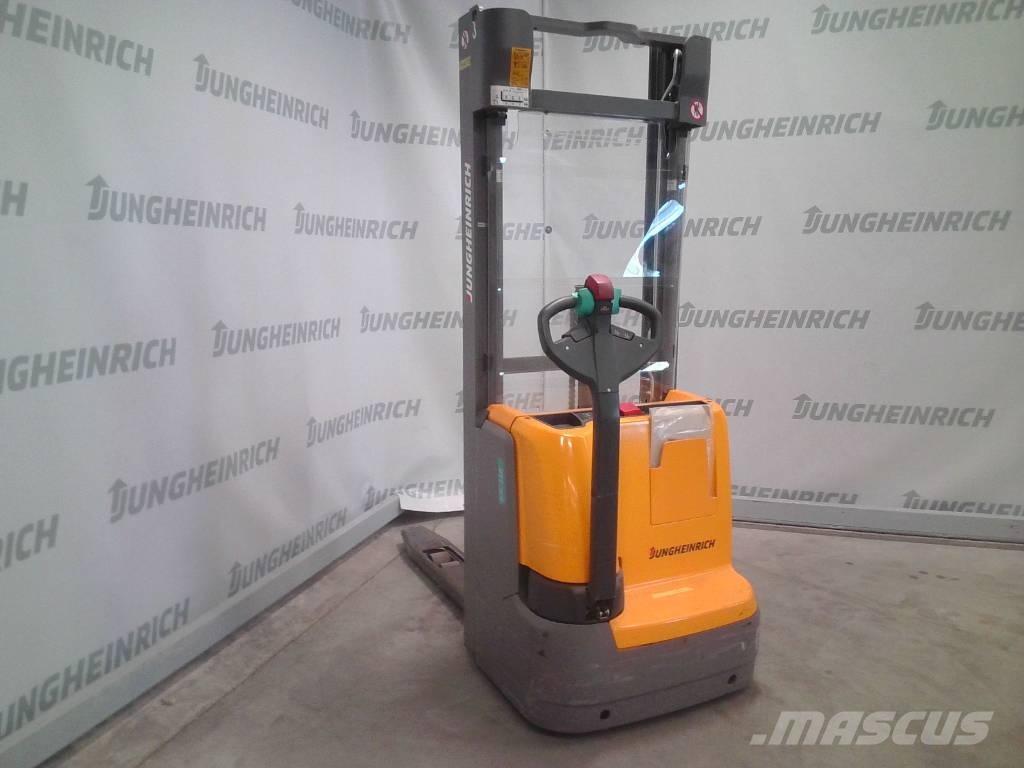 Jungheinrich EJC 112 行走控制式堆積機